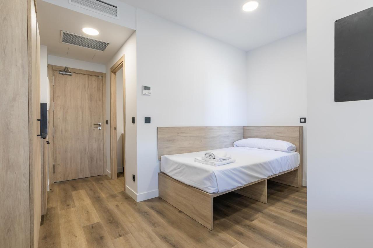 Micampus Xaudaro Student Residence Madrid Esterno foto