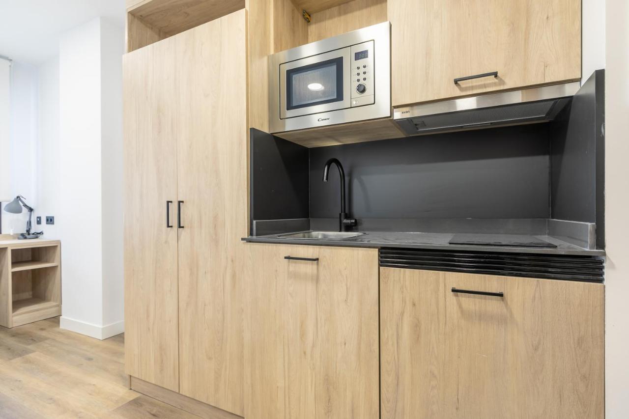 Micampus Xaudaro Student Residence Madrid Esterno foto